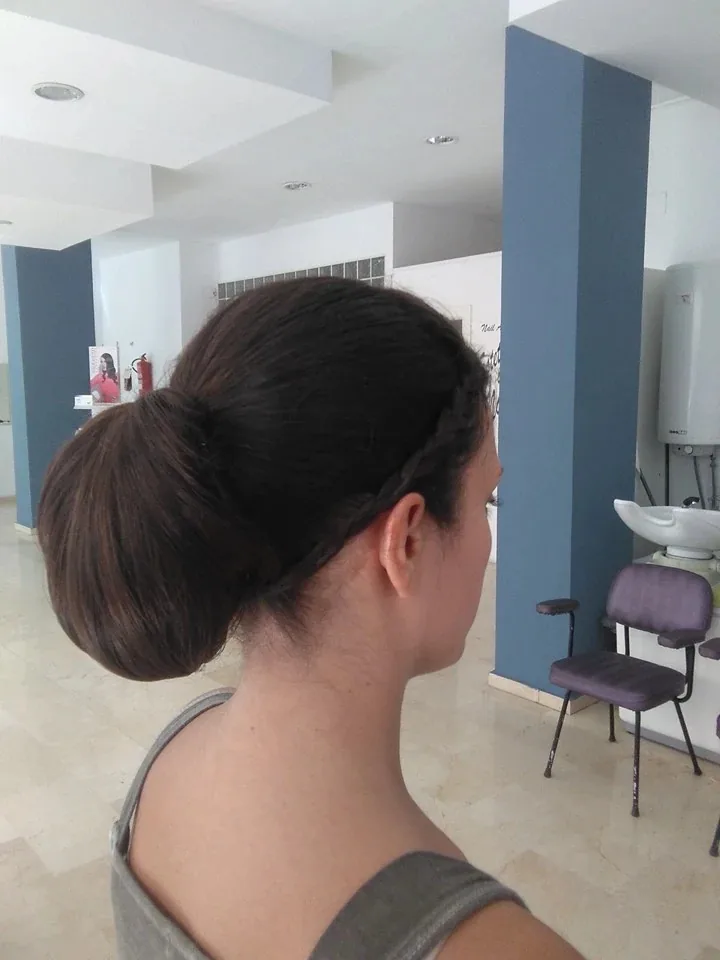 Trabajo de peluquería: coleta pulida